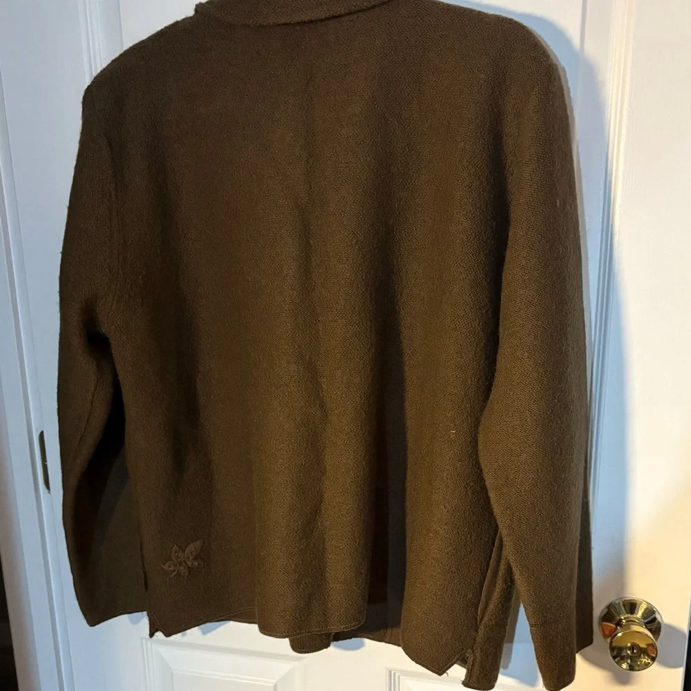 Cabela's Rich Brown Knit Sweater - Picture 10 of 11